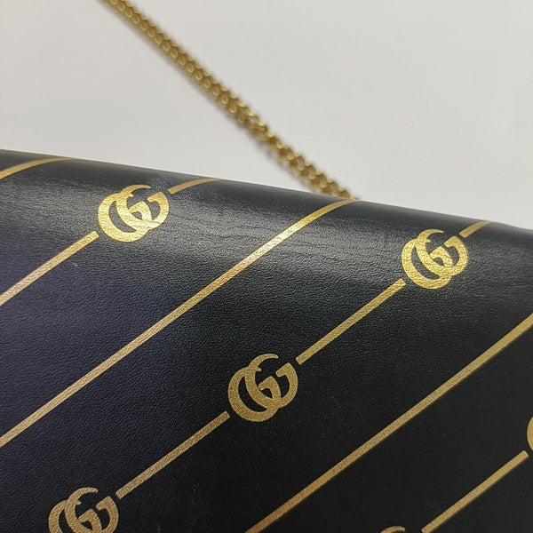 Bolso de Hombro de Piel de Becerro Negro