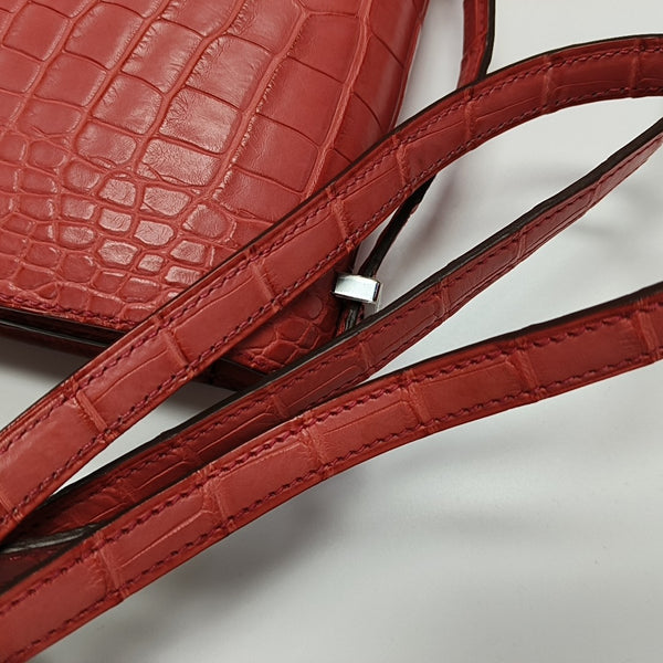 Constance 18 Matte Porosus Crocodile Red