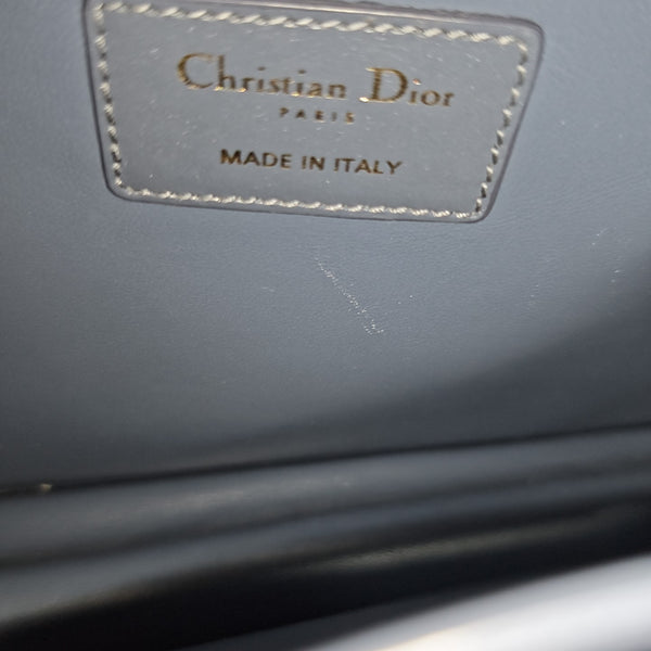 30 Montaigne Calfskin Blue