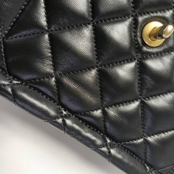 Quilted Lambskin Shoulder Bag Black