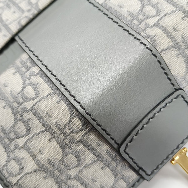 30 Montaigne Mini Oblique Canvas Gray