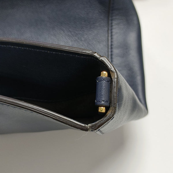 FF Tote Medium Calfskin Blue