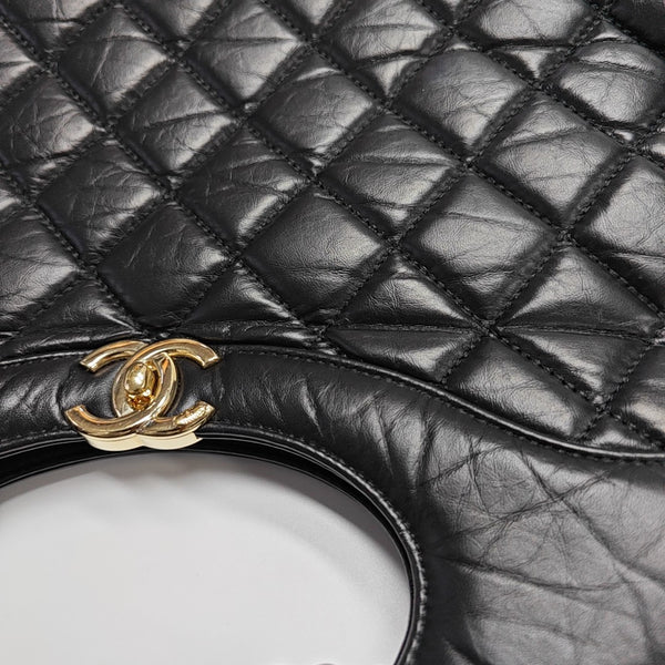 CHANEL 31 Large Quilted Calfskin Black