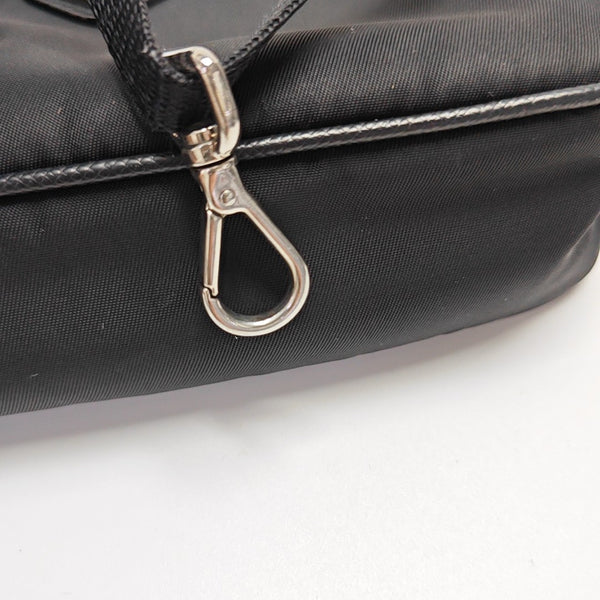 Authenticated pre-owned Re-Edition2005 Nylon Black - Shoulder Bag at Looply