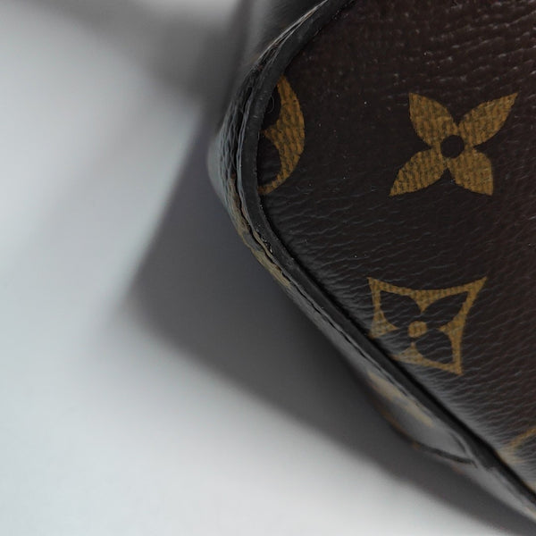 NÉONOÉ MM Monogram Coated Canvas Brown