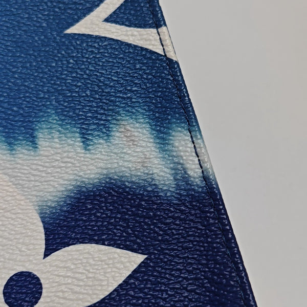TOILET POCKET 26 Monogram Coated Canvas Blue