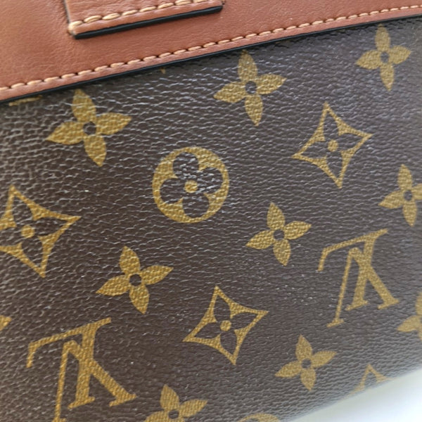 Authenticated pre-owned LOCKY BB Monogram Coated Canvas Brown - Shoulder Bag at Looply