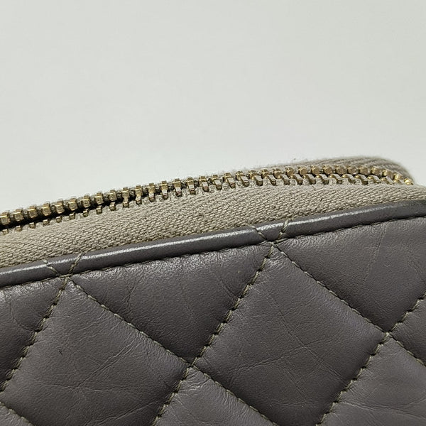2.55 224 Quilted Calfskin Gray Wallet