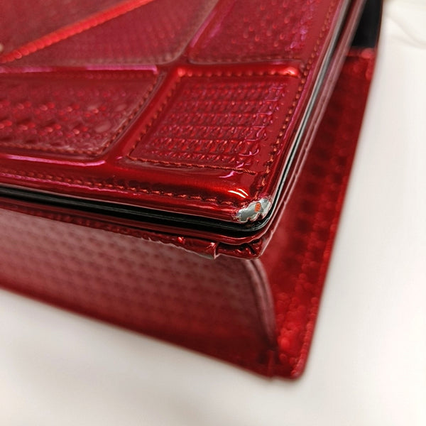 Authenticated pre-owned Diorama Medium Calfskin Red - Crossbody Bag at Looply