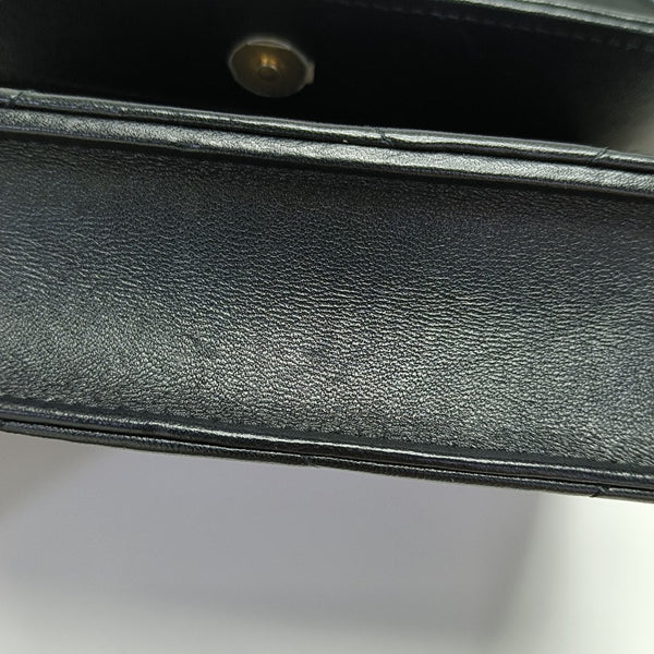 Chanel 19 WOC Piel de Cordero Acolchada Negra