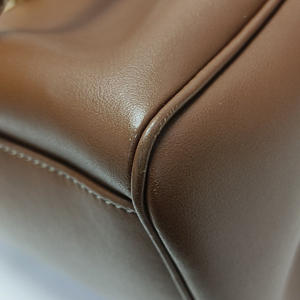 16 Medium Calfskin Brown