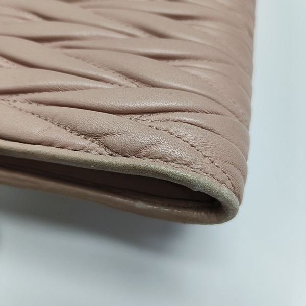Quilted Lambskin Wallet Pink