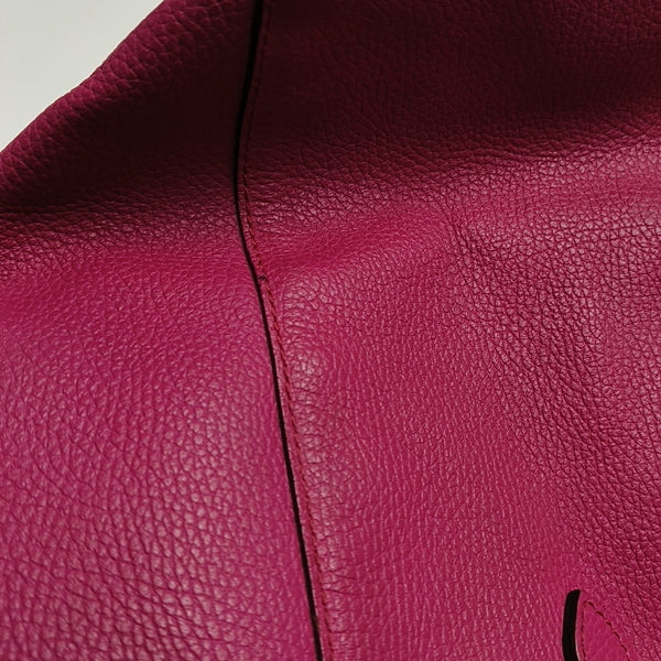 Swing Medium Calfskin Red