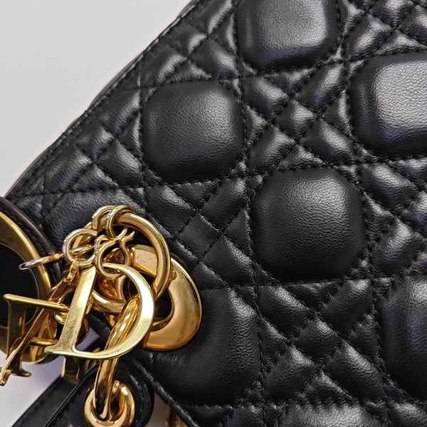 Lady Dior Medium Cannage Lambskin Black