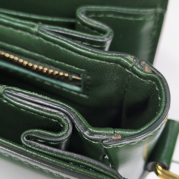 TRIOMPHE Medium Calfskin Green