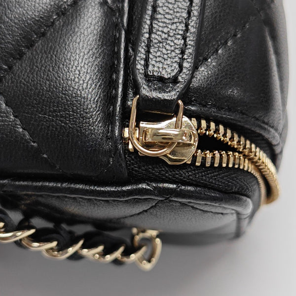 VANITY CASE Small Quilted Lambskin Black