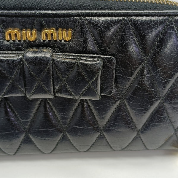 Zipper Wallet Quilted Lambskin Black Wallet