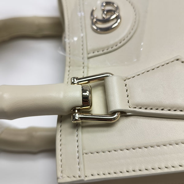 Diana Mini Calfskin White