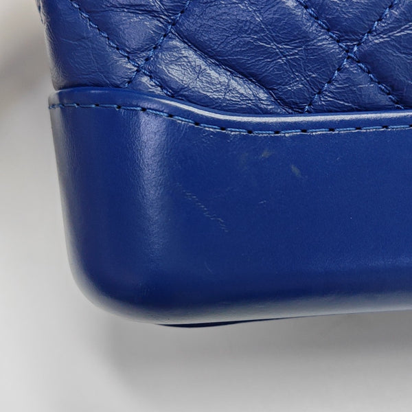GABRIELLE Small Quilted Calfskin Blue