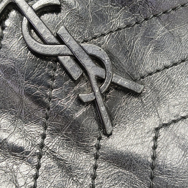 NIKI Medium Chevron Calfskin Black