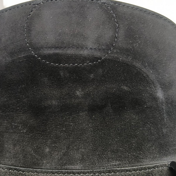 Authenticated pre-owned Bobby Small Calfskin Black - Shoulder Bag at Looply