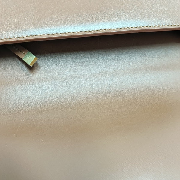 30 Montaigne Calfskin Brown