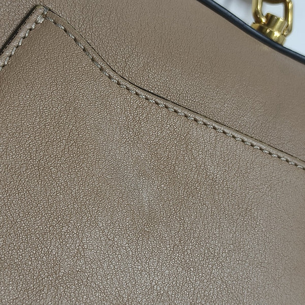 Nile Medium Calfskin Brown