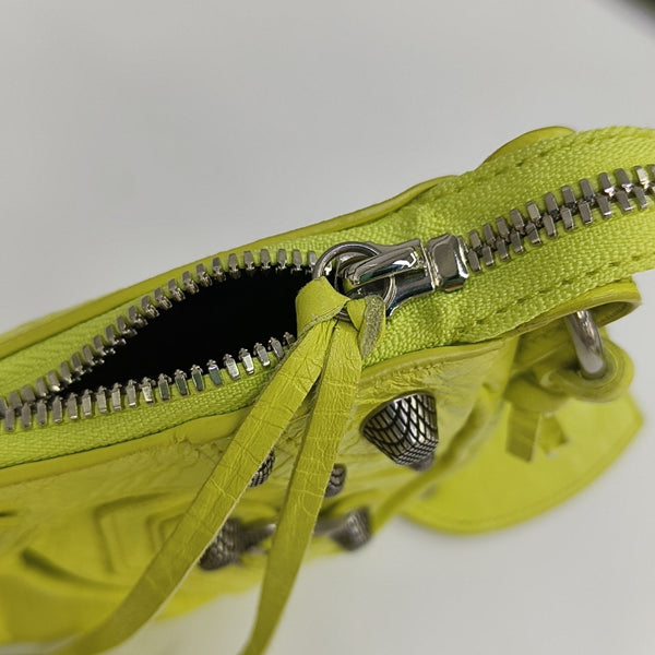 Le Cagole Mini Lambskin Yellow