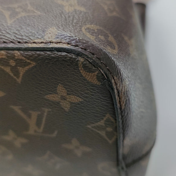 NÉONOÉ MM Monogram Coated Canvas Brown