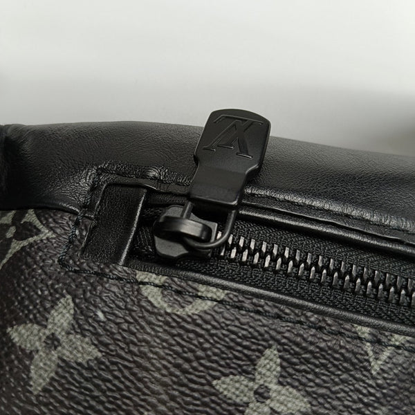 DISCOVERY Monogram Coated Canvas Black