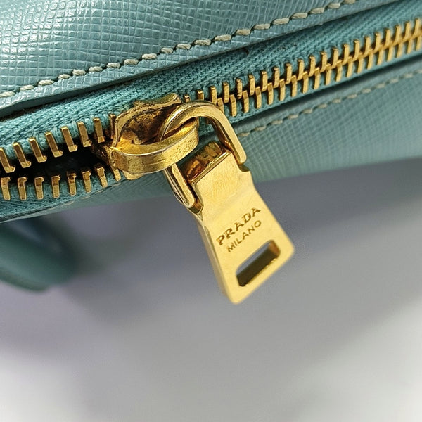 Authenticated pre-owned Promenade Saffiano Calfskin Blue - Shoulder Bag at Looply