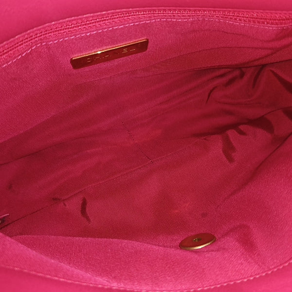 CHANEL 19 Large Quilted Lambskin Red