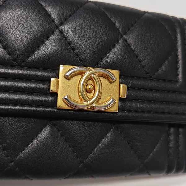BOY CHANEL Quilted Calfskin Black Card Holder
