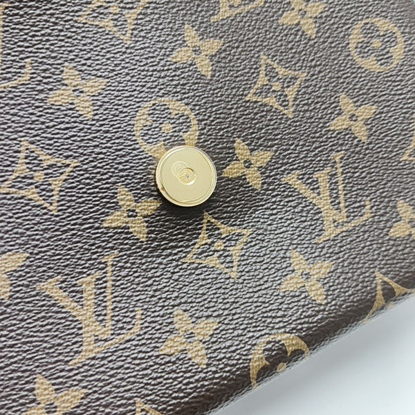 Authenticated pre-owned LOCKY BB Monogram Coated Canvas Red - Shoulder Bag at Looply