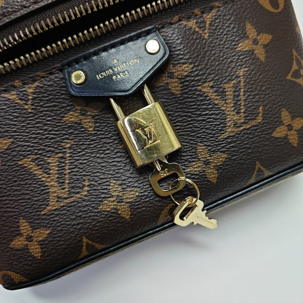Vanity Chain Pouch Monogram Coated Canvas Brown