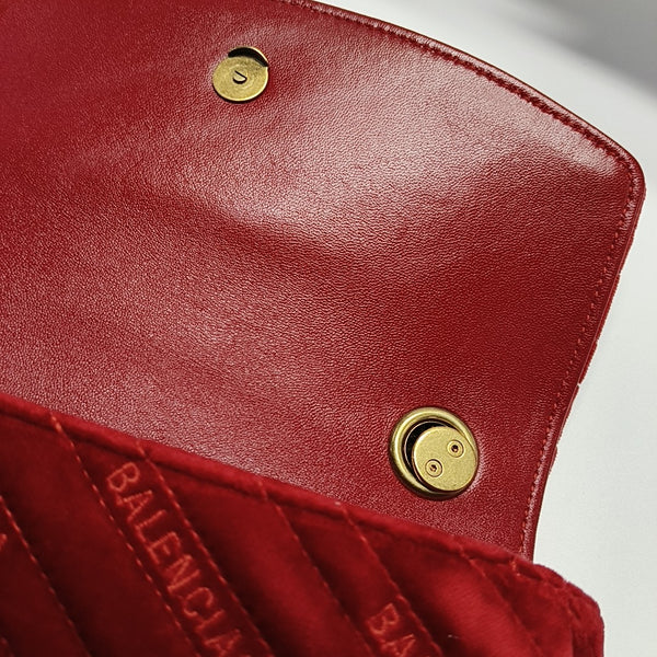 BB Velvet Red