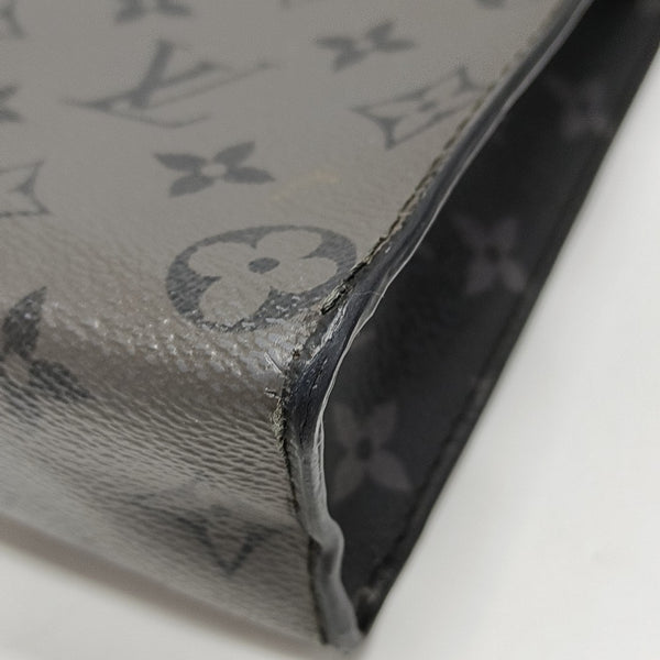Pochette Voyag MM Monogram Coated Canvas Gray