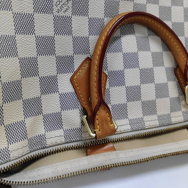 Authenticated pre-owned SPEEDY MM Coated Canvas White - Top Handle Bag at Looply