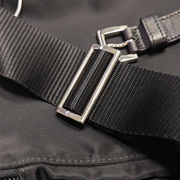 Vela Messenger Bag Nylon Black