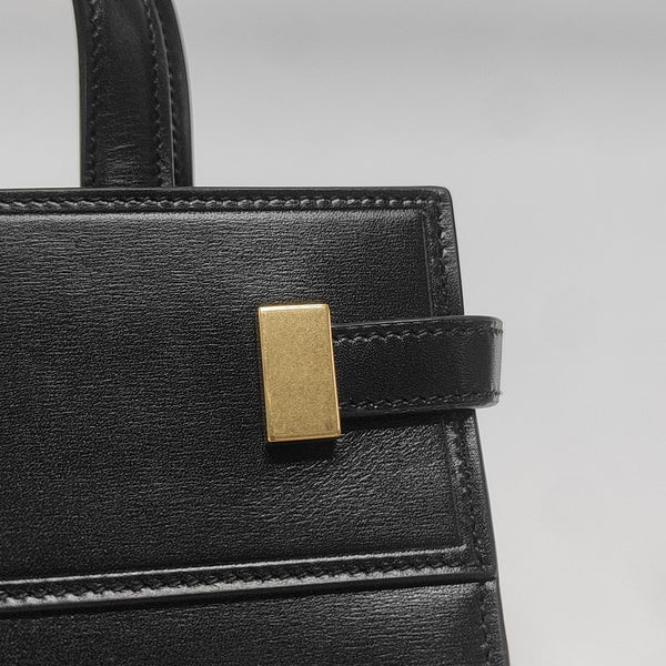 MANHATTAN Nano Calfskin Black