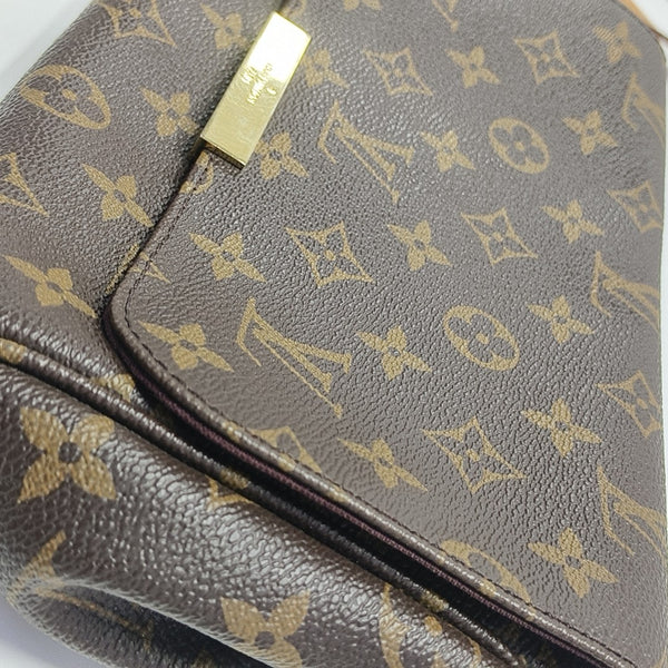 FAVORITE MM Monogram Coated Canvas Brown