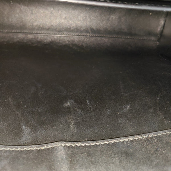 MANHATTAN Medium Calfskin Black