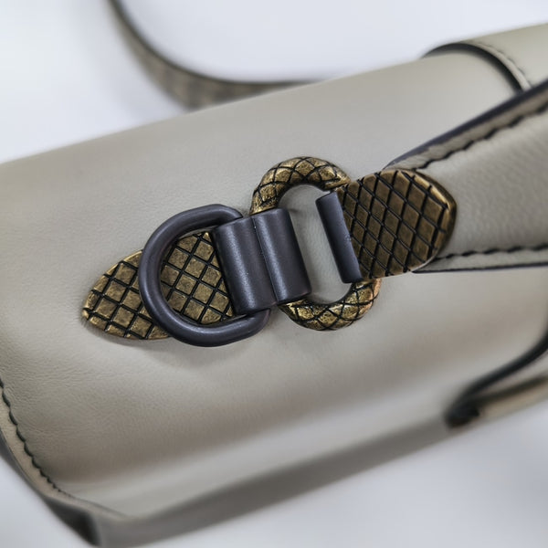 Piazza Medium Calfskin Gray