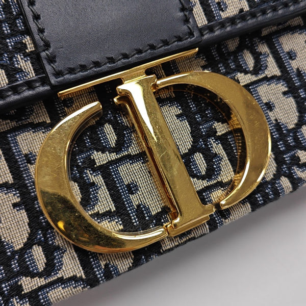 30 Montaigne Mini Oblique Canvas Blue