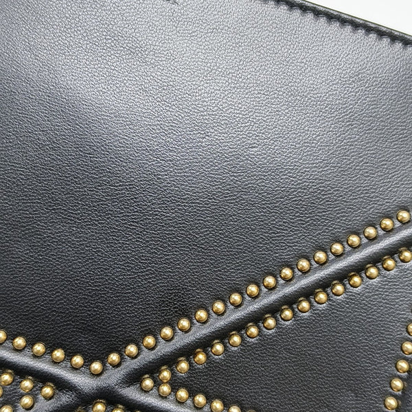 Diorama Medium Cannage Calfskin Black