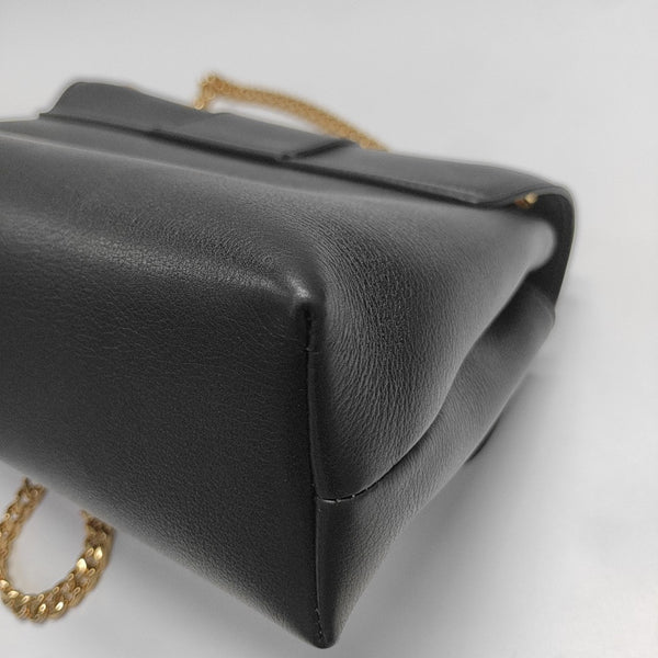 TEEN VICTOIRE Medium Calfskin Black
