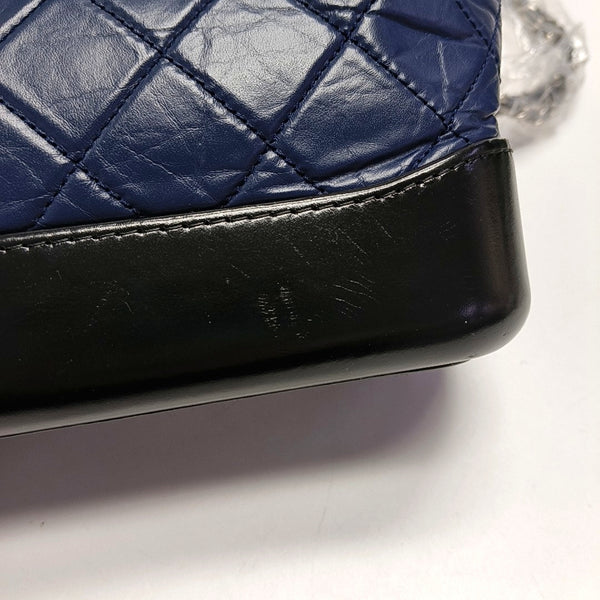 GABRIELLE Small Quilted Calfskin Blue
