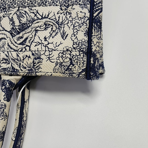 Book Tote Medium Canvas Blue