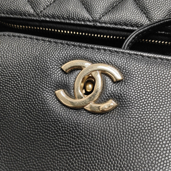 BUSINESS AFFINITY Quilted Grained Calfskin Black