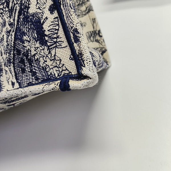 Book Tote Medium Canvas Blue